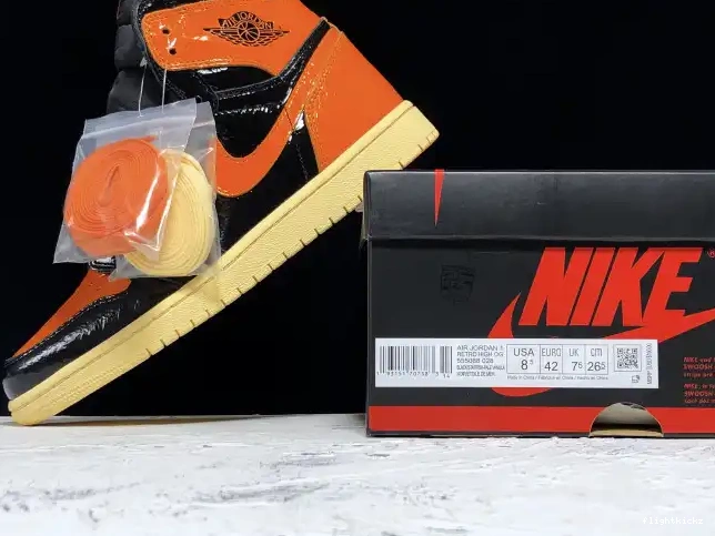 3.0 High Jordan Air Retro 1 - 555088-028 Backboard Shattered 0515